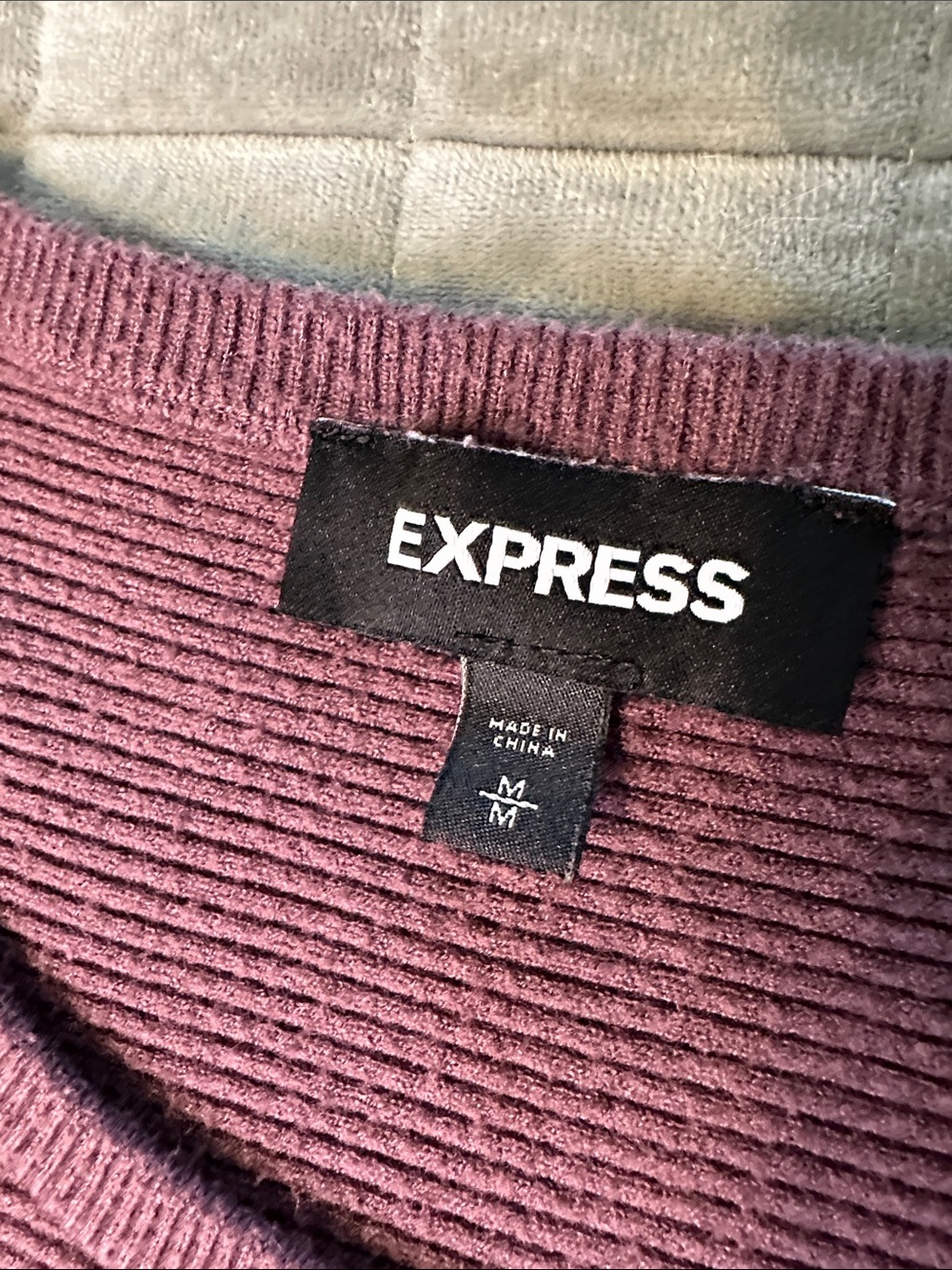 Express sweater - Picture 2 of 6